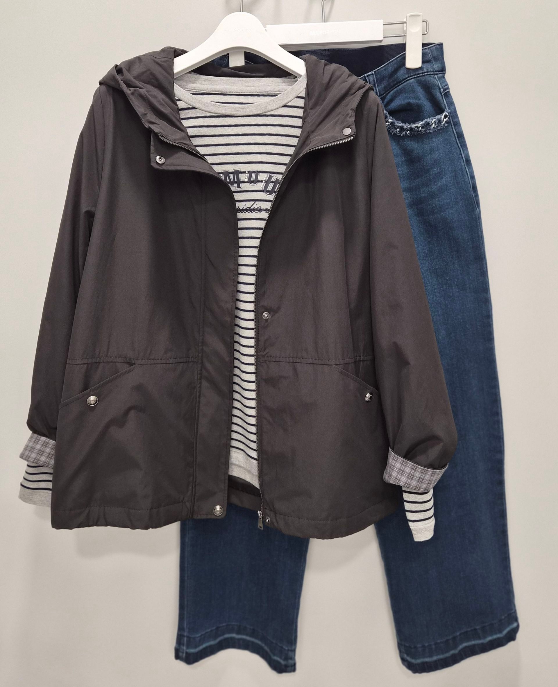 올포유 여성 배색 포인트 후드 사파리 26 FW (AWFR67345)