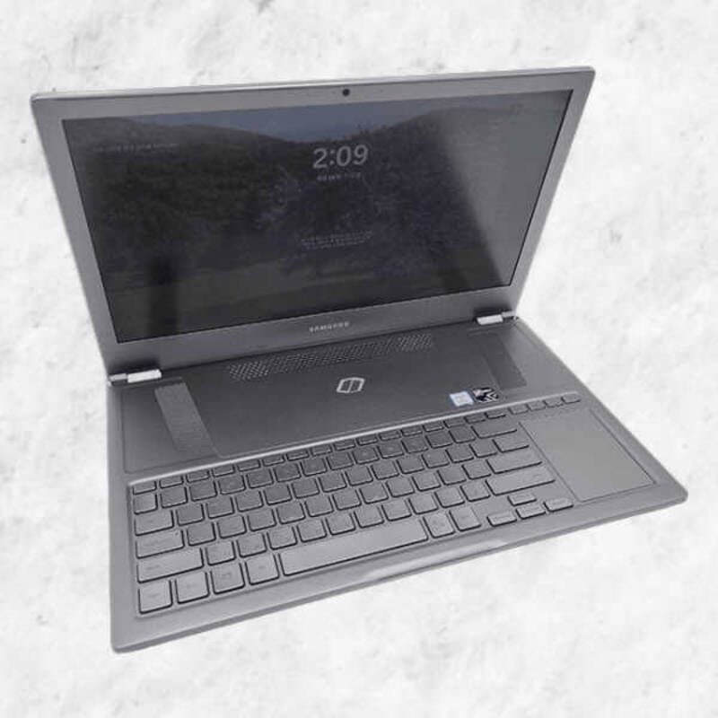 [리퍼 중고] 삼성 i7 8TH RAM 16GB GTX 1060 15.6인치 게이밍 노트북 629982