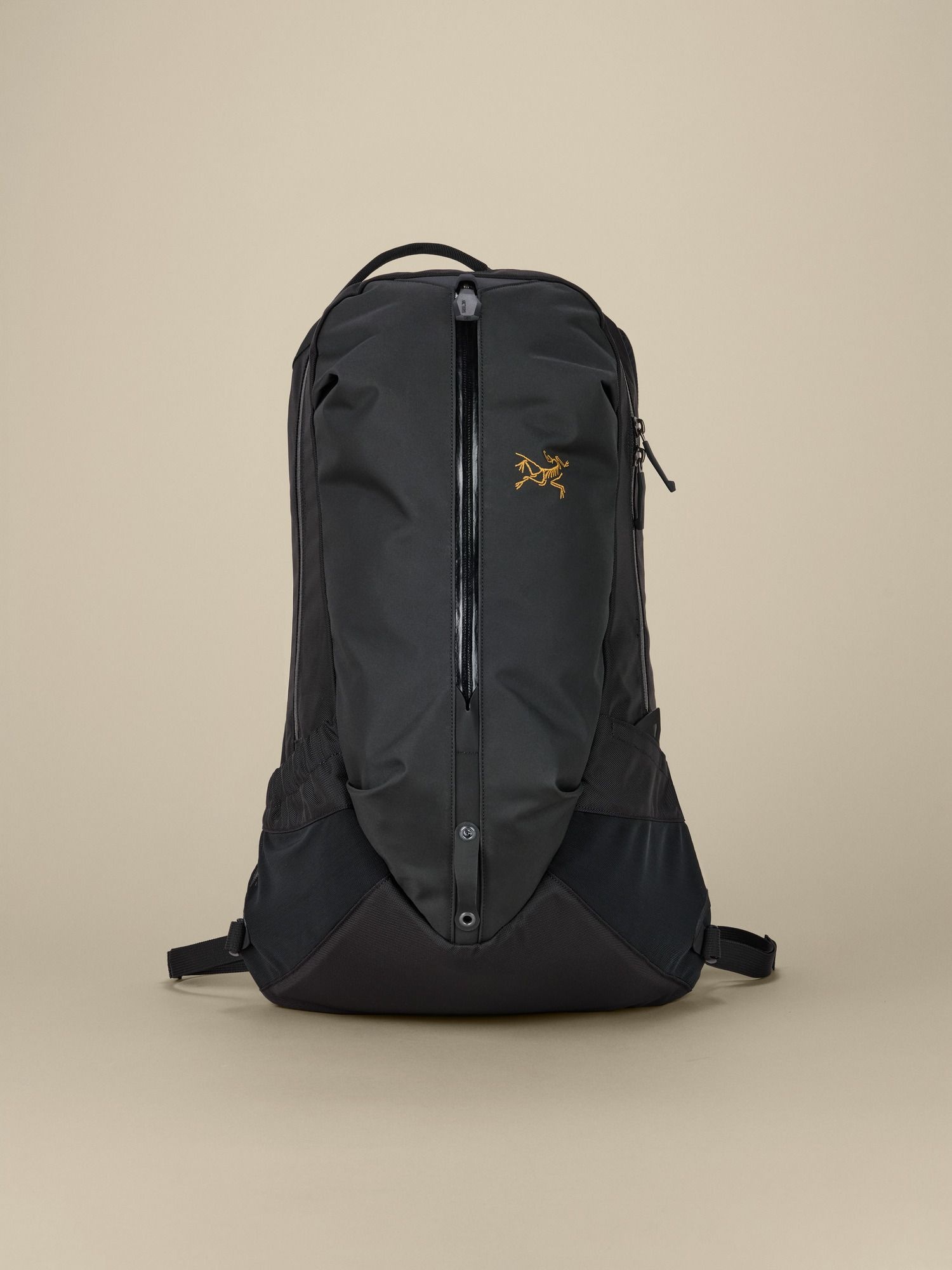 [롯데백화점] 아크테릭스 [공식판매처] FW26 아로 22 백팩 ABQFU10706