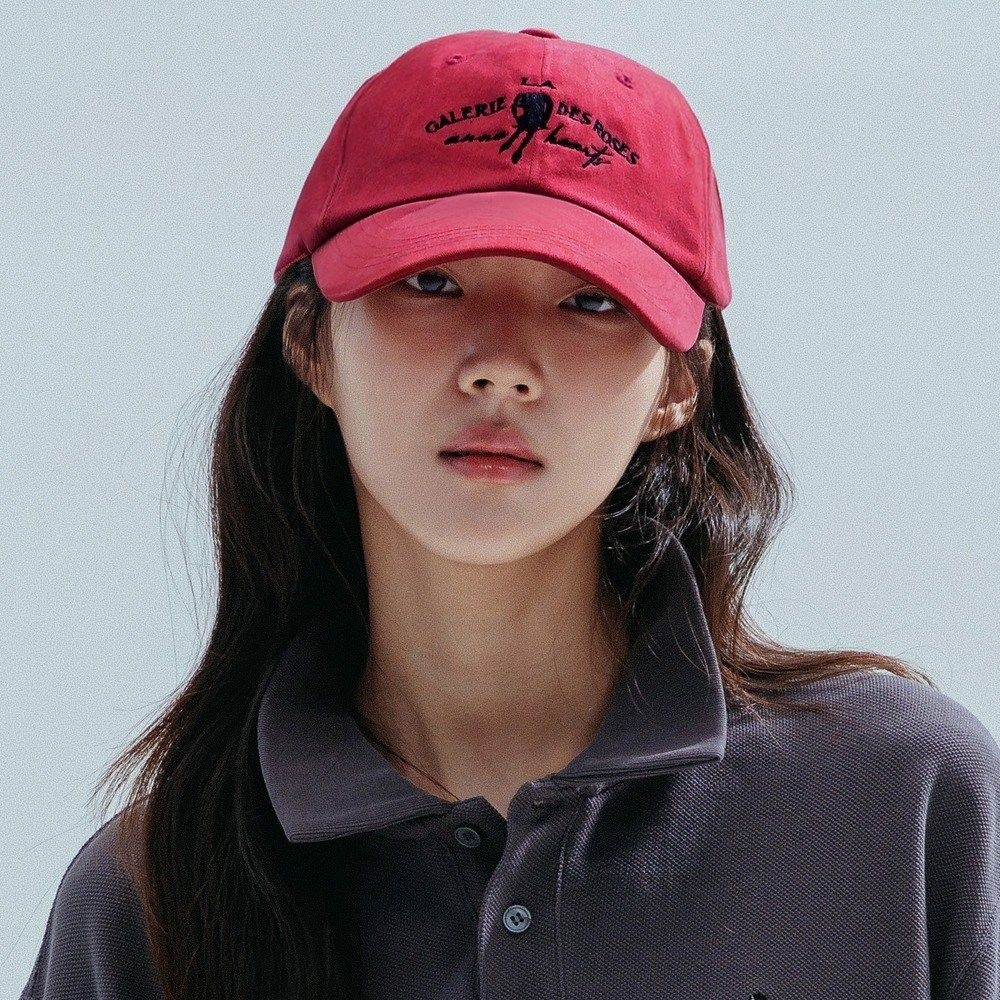 앤하츠 Girl Emblem Ball Cap_VINTAGERED