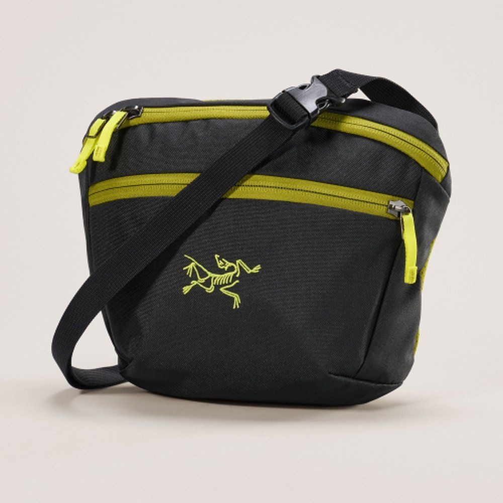 아크테릭스 맨티스 2 웨이스트팩 BLACK OLIVE MOSS ABPFU08973