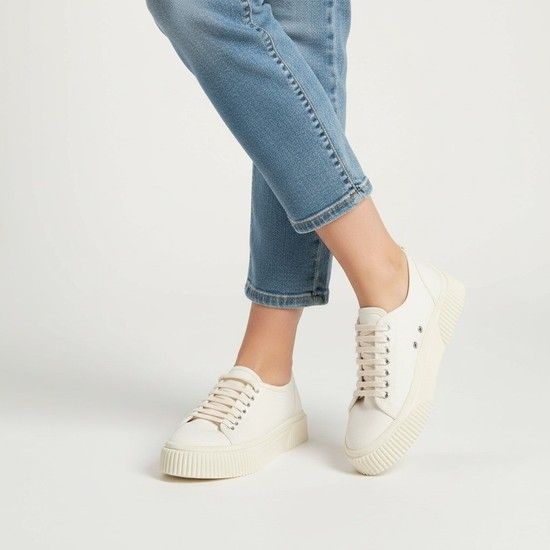 21SS 여성 캔버스 로우탑 스니커즈 (E21S401_961_150_1_21S)