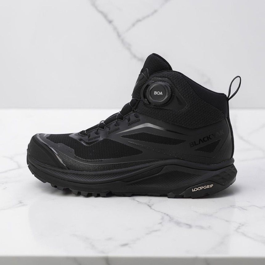 블랙야크 공용 트레킹화 피크온 D GTX ABYSHXV902BK BLACK
