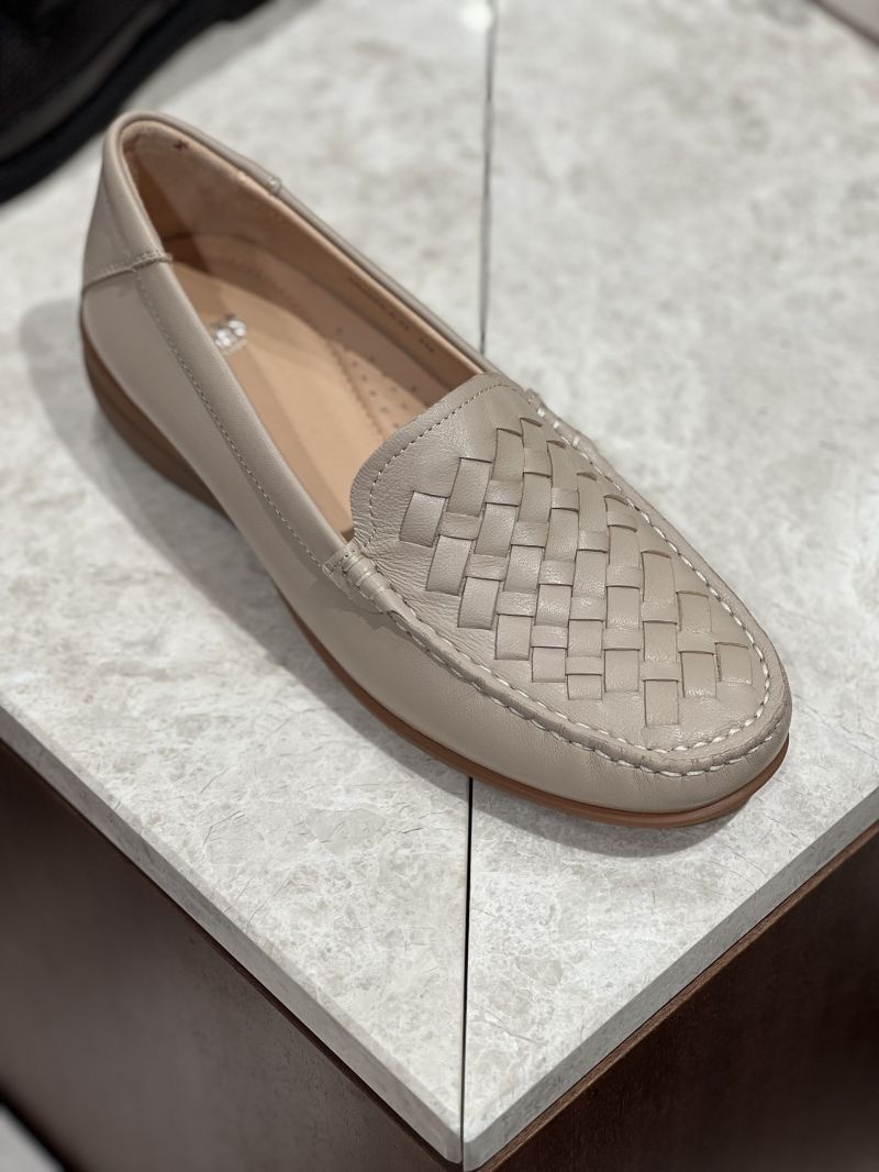 [롯데백화점] 닥스 여성 러버아웃솔 우븐 위빙 메쉬디테일 로퍼 (PRE-FALL COLLECTION) DRS653LS32