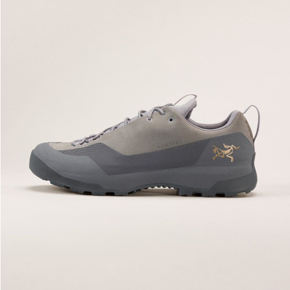 아크테릭스 Arcteryx 아크테릭스 컨실 GTX 남성 VOID CLOUD AFQSM09833