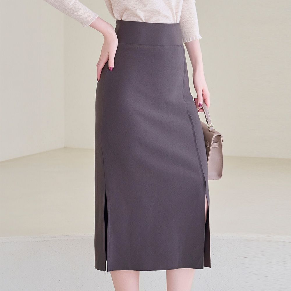 슬릿 포인트 롱 H라인 스커트_M2603SK031B