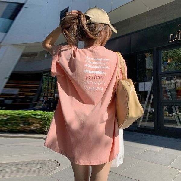리빌모아우먼 [하프클럽]여자 홀리데이 스마일 박스 반팔 티셔츠 SDW-TSH-BIA200240-R1