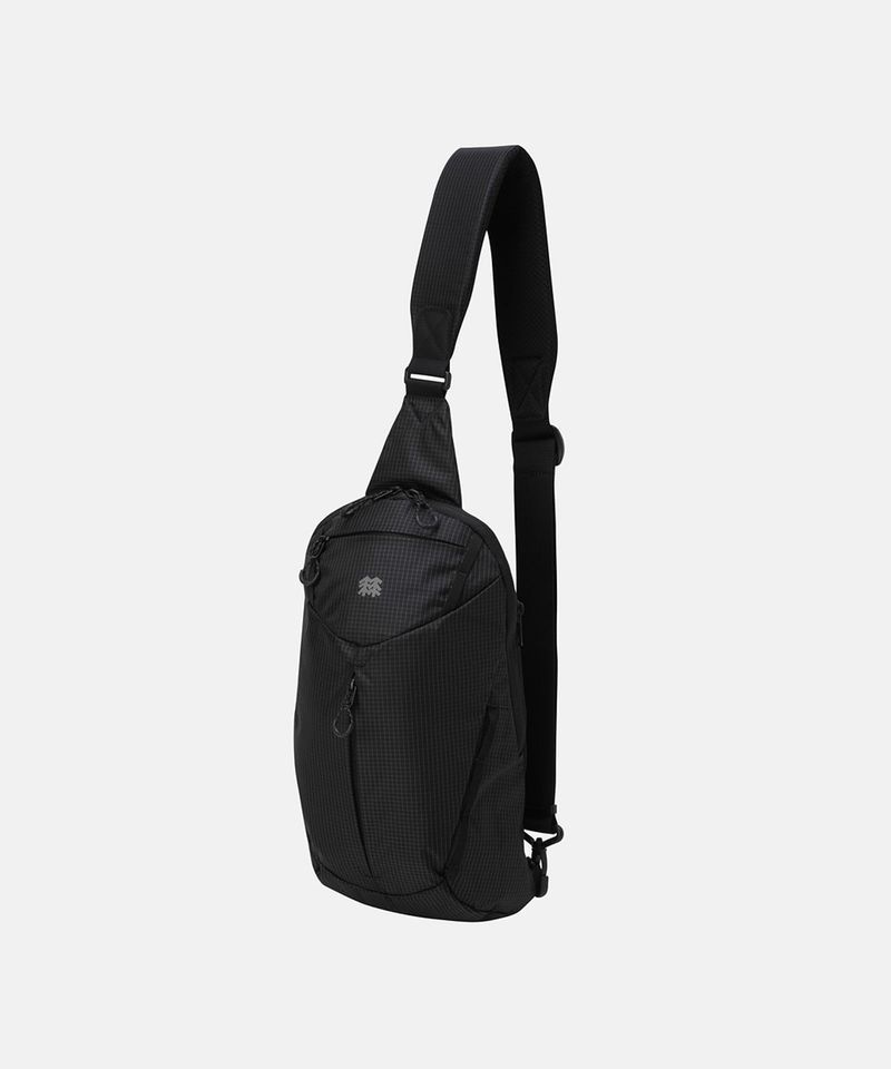 KOLON SPORT 하이킹 슬링백 QEBDX26211BLK