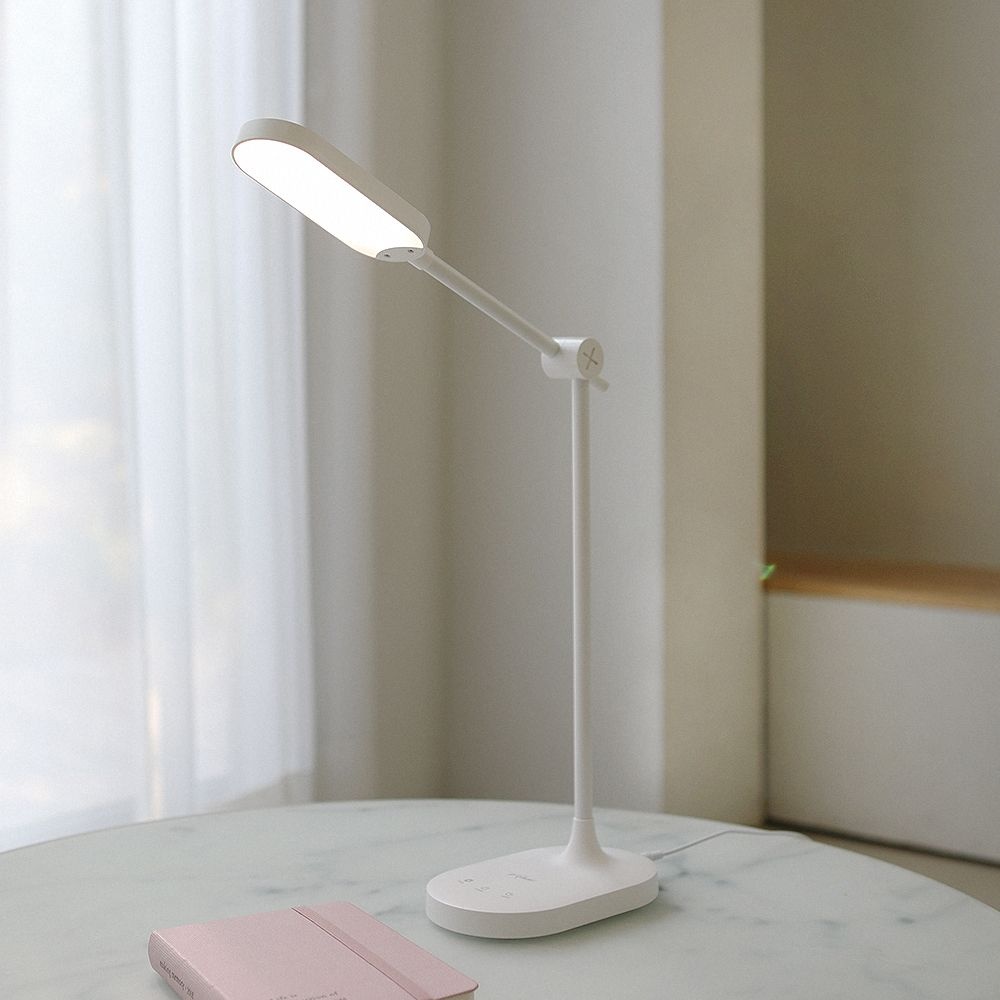 프리즘 LED 스탠드 PL-260WH 화이트 시력보호 미니멀 각도조절 책상 조명