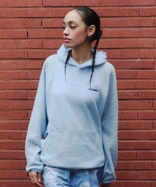 디아도라 폴라텍 알파 다이렉트90 후드티셔츠 SKY BLUE