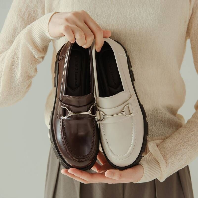 백화점 소보제화 론지 러프솔 체인 단화 로퍼 5cm