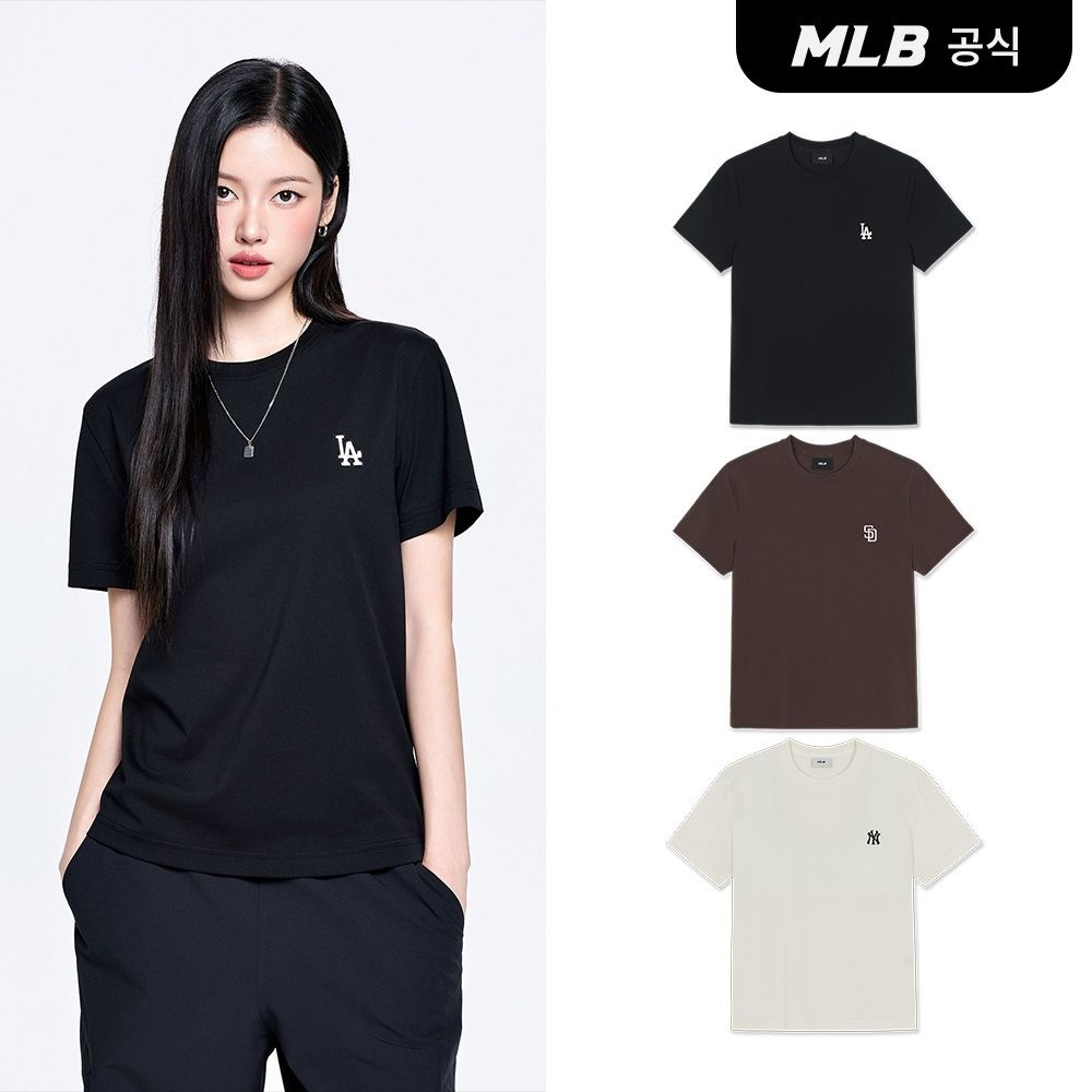 [공식] 26FW 공용 베이직 스몰로고 레귤러핏 반팔 티셔츠 (3 COLOR) 3ATSB0364