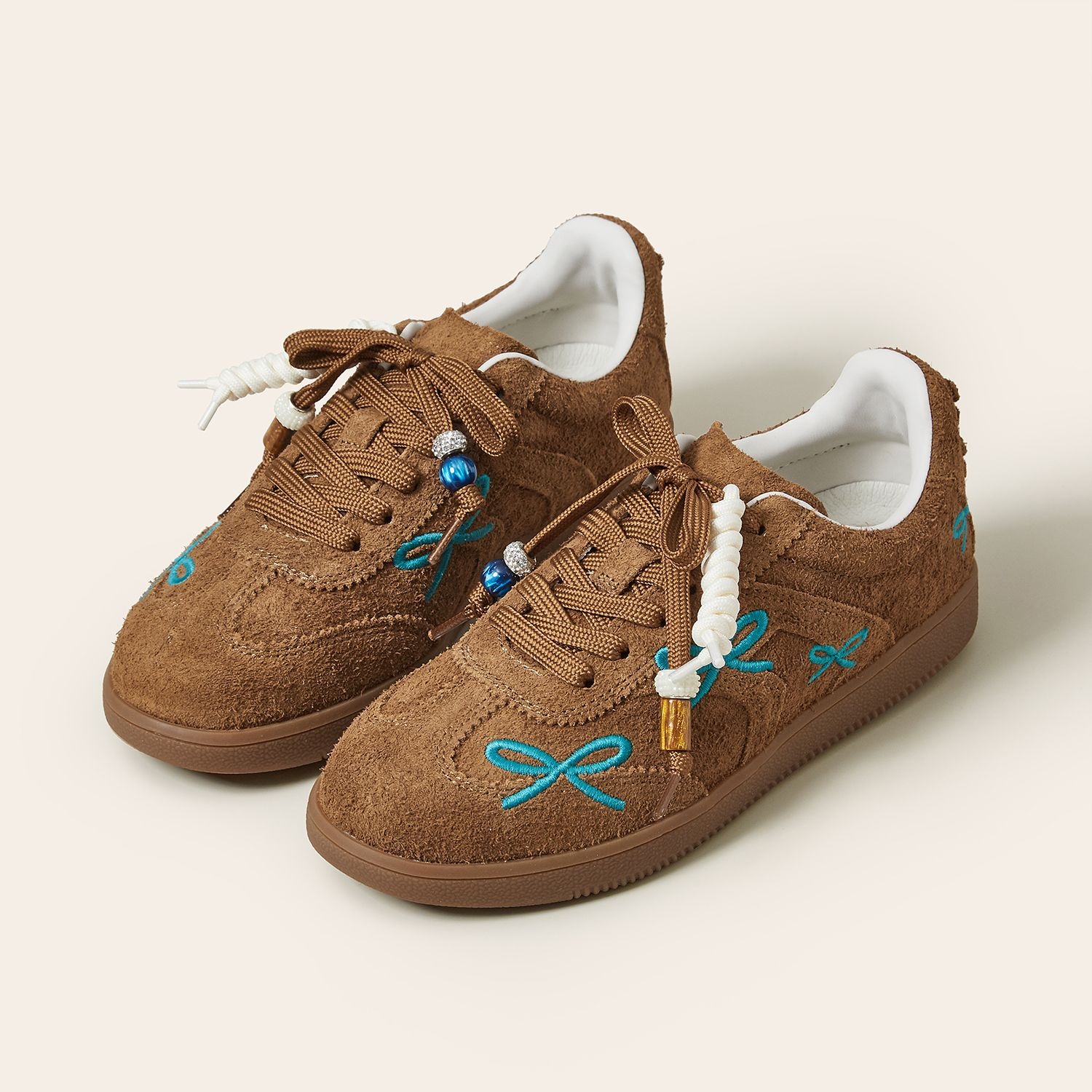 [정상가 309,000원 26FW EXCLUSIVE+사은품세트] 여성스니커즈 LACEYS2_EE933_2COLOR