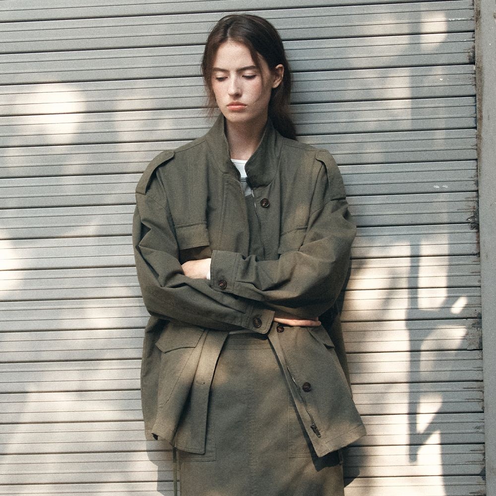 [1차:11/16 예약배송] High-neck field jumper [KNFW06JP05]_Khaki