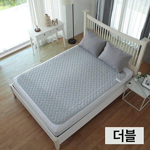 일월 [하프클럽]일월 핑크 라운드 카본 매트 더블
