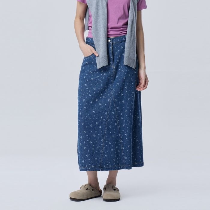 [Online Exclusive] 플라워 프린트 데님 스커트_BASKE1641IN