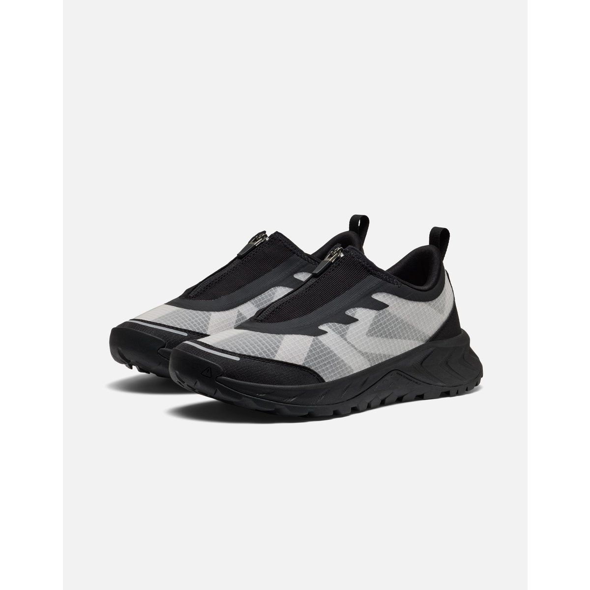 KEEN 킨 25FW TTS ZIP 블랙 여성 트레일 러닝화 KNSO5F405BK 146860