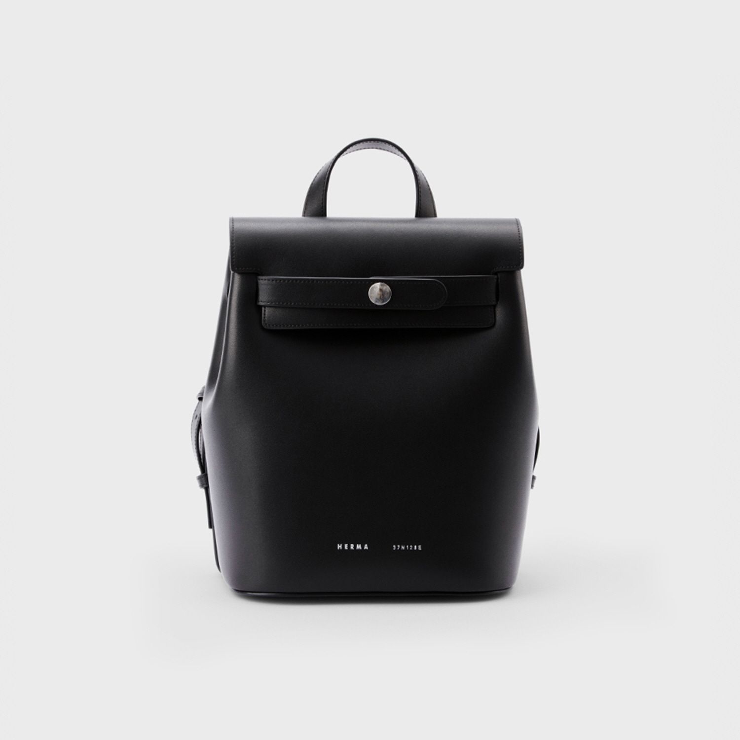 [정상가 487,000원]일리 백팩 블랙