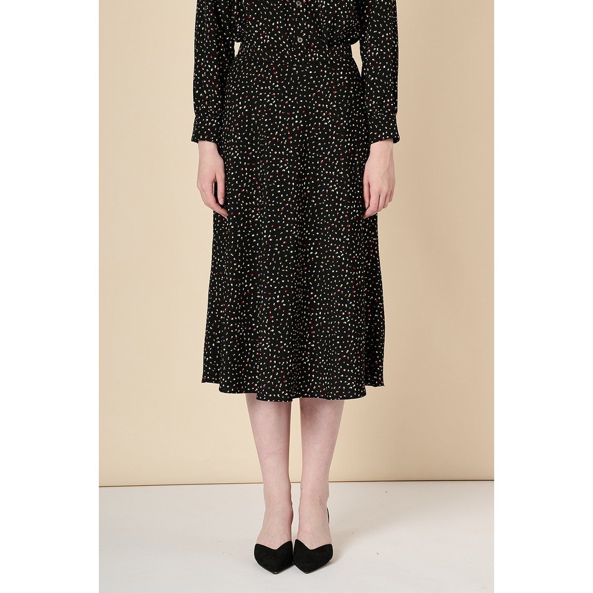 BCBG 도트프린트 스커트 B3F8S225 Z7A2B9C4 H6J8K3L1