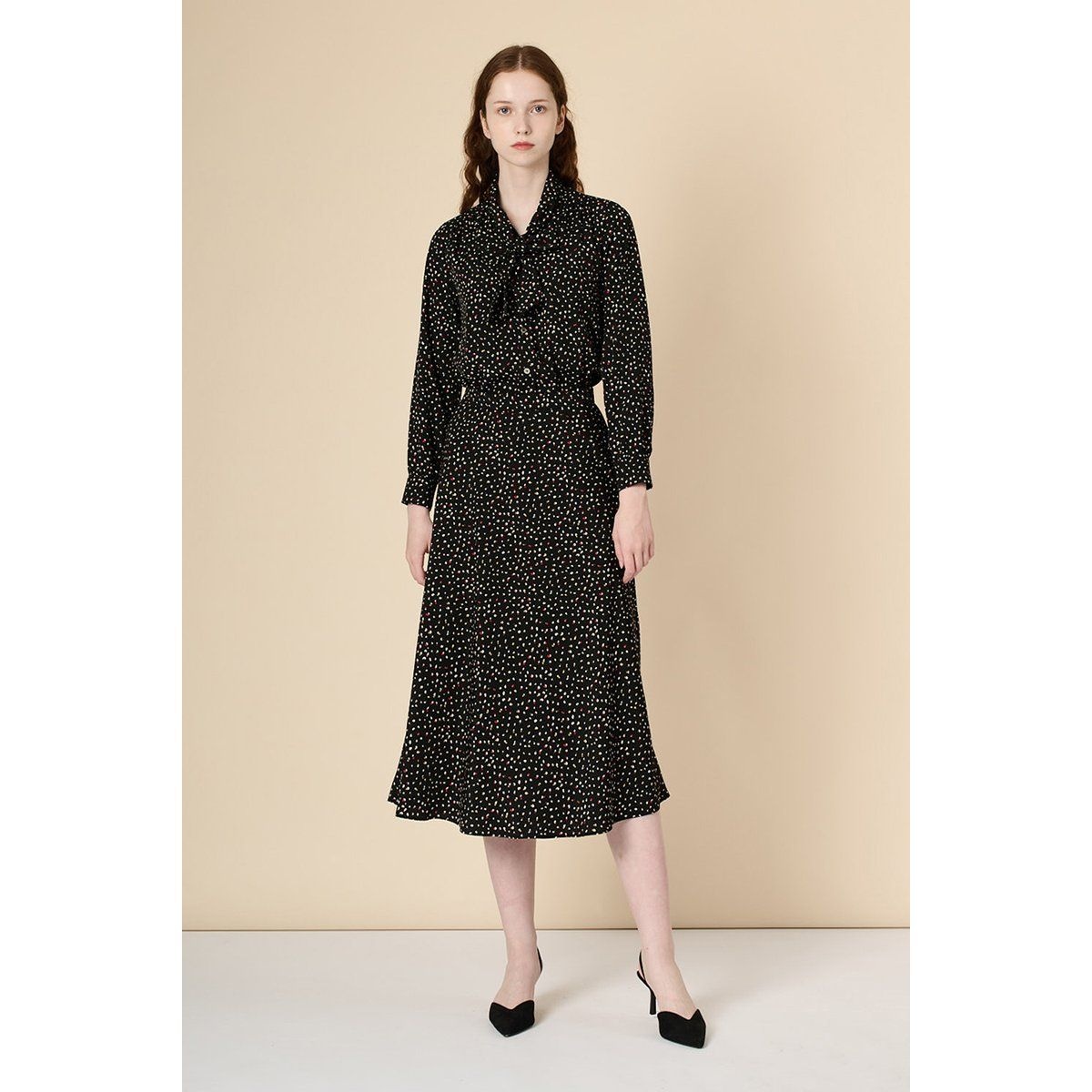 BCBG 도트프린트 스커트 B3F8S225 V5W8X3Y1 G6H8J3K1