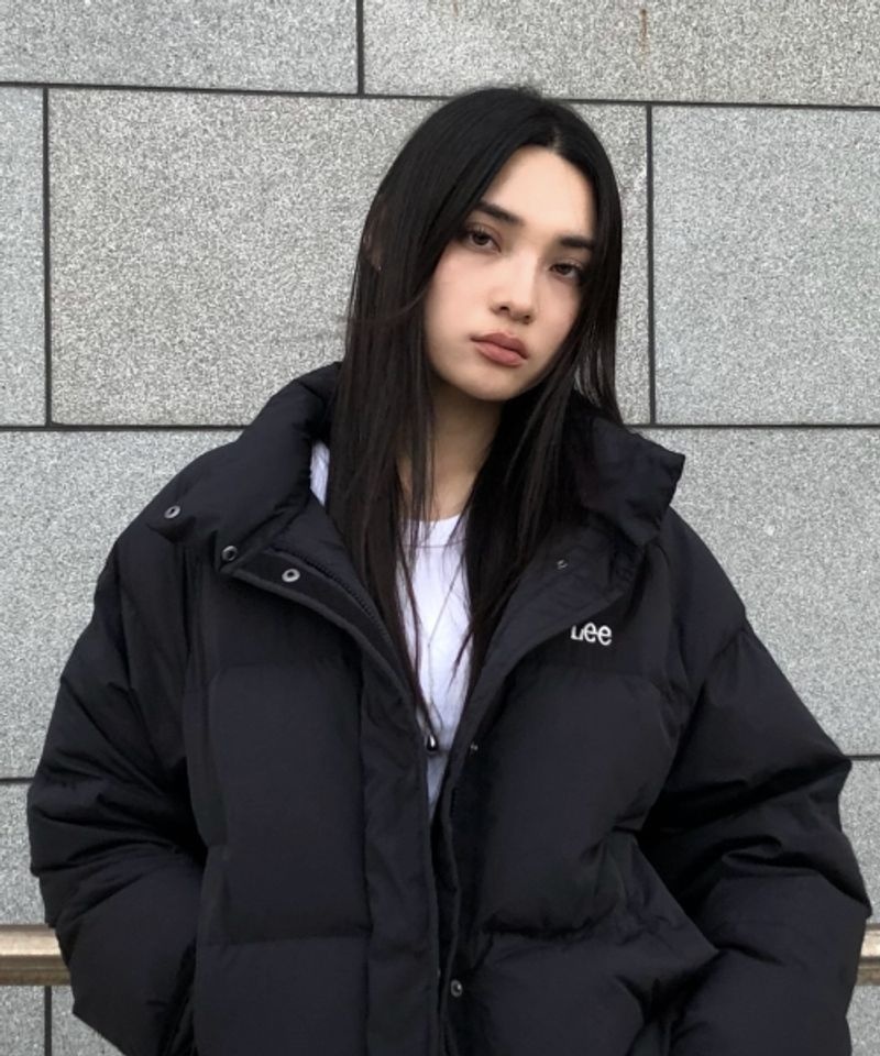 LEE 우먼 래글런 숏 다운 블랙 LE2504DP63BK 449616