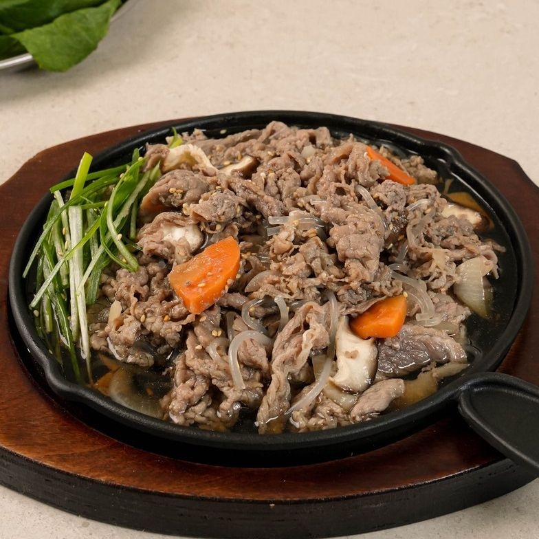 [3팩 11,330원]재료들이 알찬 한우 등심 뚝배기불고기 500g x 3팩/5팩
