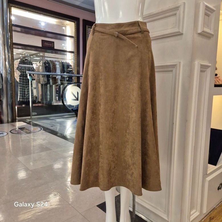 BCBG [BCBG]겨울25 스웨이드 스커트 B5D9S201