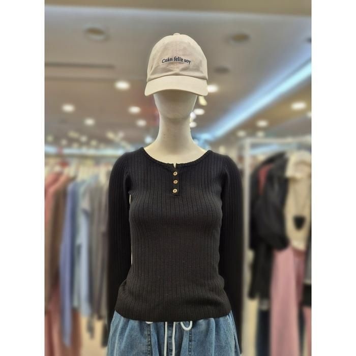 [패션플러스][부루앤쥬디]부루앤쥬디 세이브존03 부루앤쥬디 골지 트리플 버튼 니트 AGBBRCPO006CA (29987808)