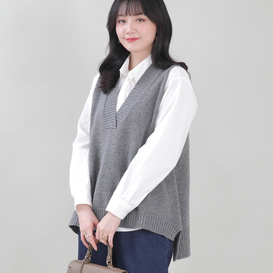 애비뉴투지 울 브이 루즈핏 봄 가을 겨울 트임 니트 조끼 V09256