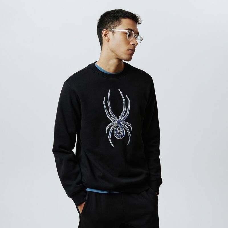<매장정품> SPYDER 스파이더 공용 빅 홀로그램 기모 맨투맨 티셔츠 SPIWCNRL303UBLK 2126777