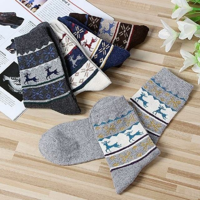 Nanjing Evertop Textile Co., Ltd(주)Tree [언더21]남자 중목양말 5켤레 사슴무늬 따뜻한양말 크리스마스양말 남자패션양말 남자양말 겨울양말