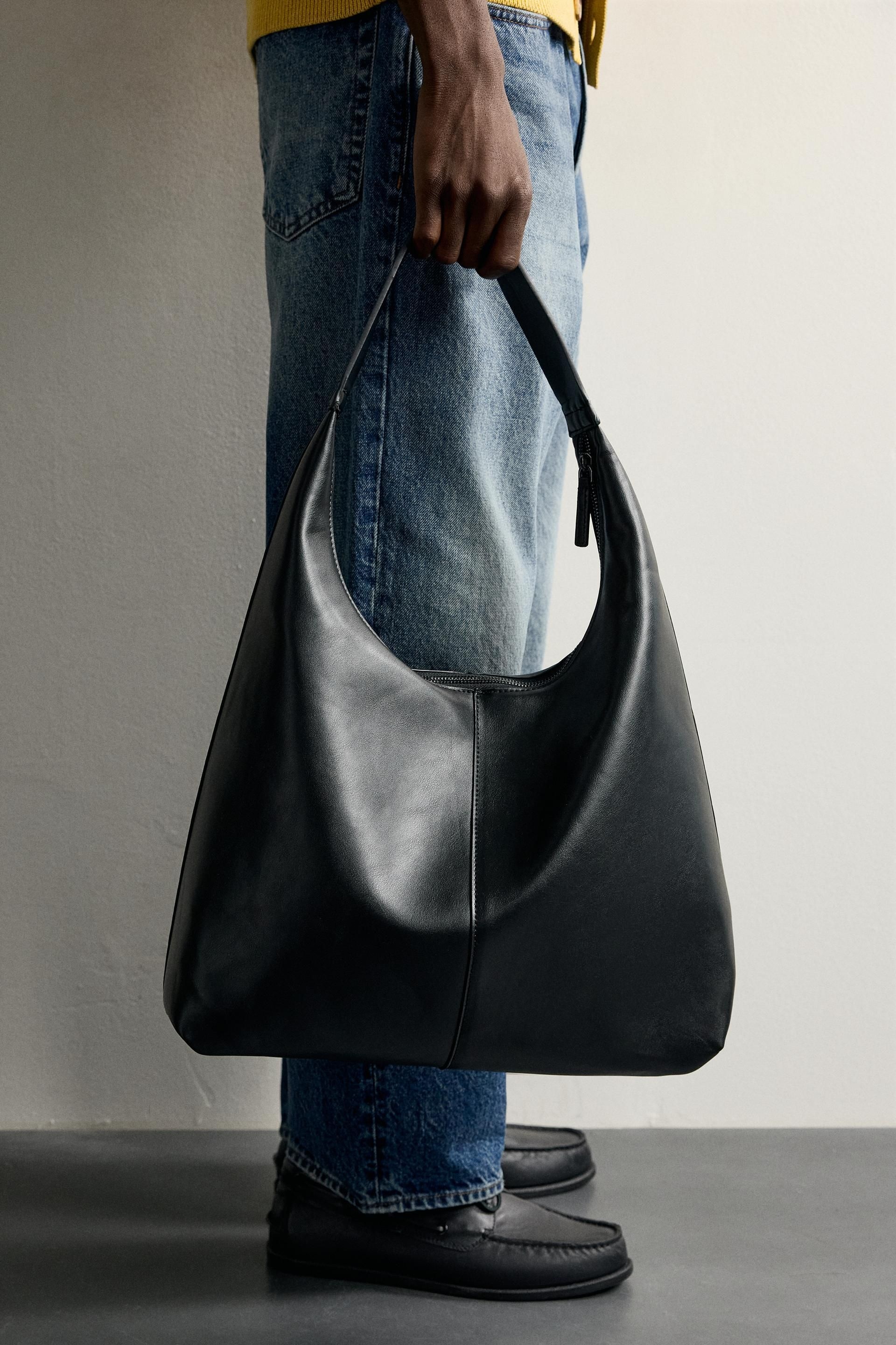 자라 ZARA 플레인 토트백 - 블랙 3312/820/8001366789