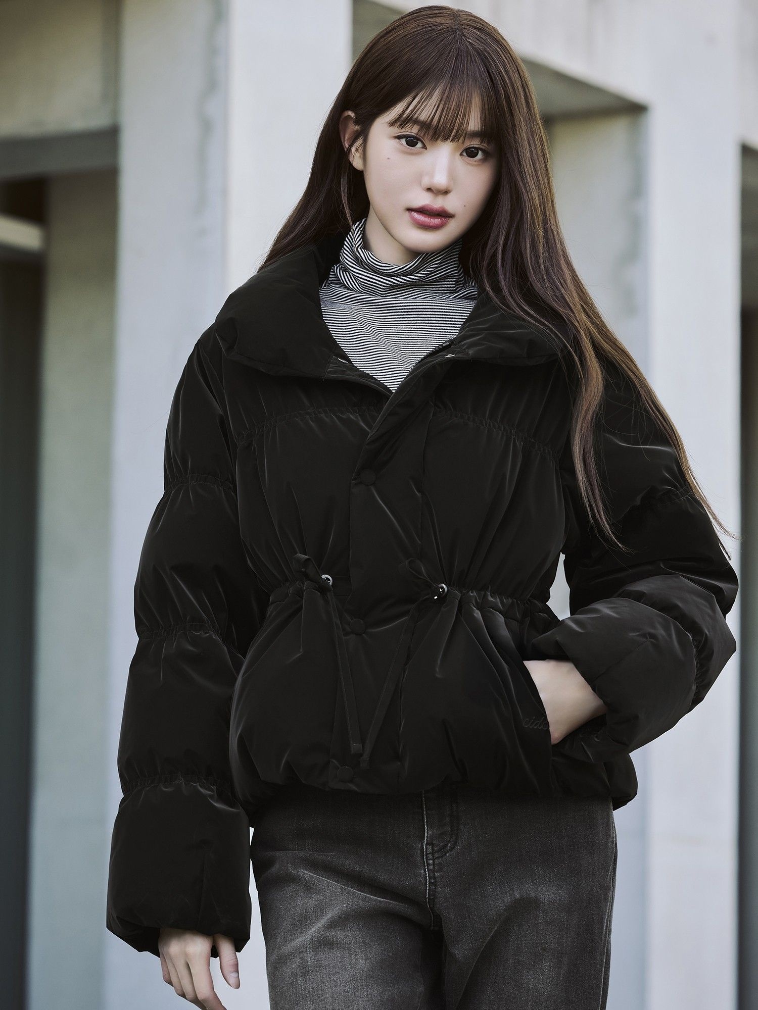[양산점] 아이더 몽글릿 여성 구스다운 푸퍼 숏패딩 티타늄블랙 DWW265541Z