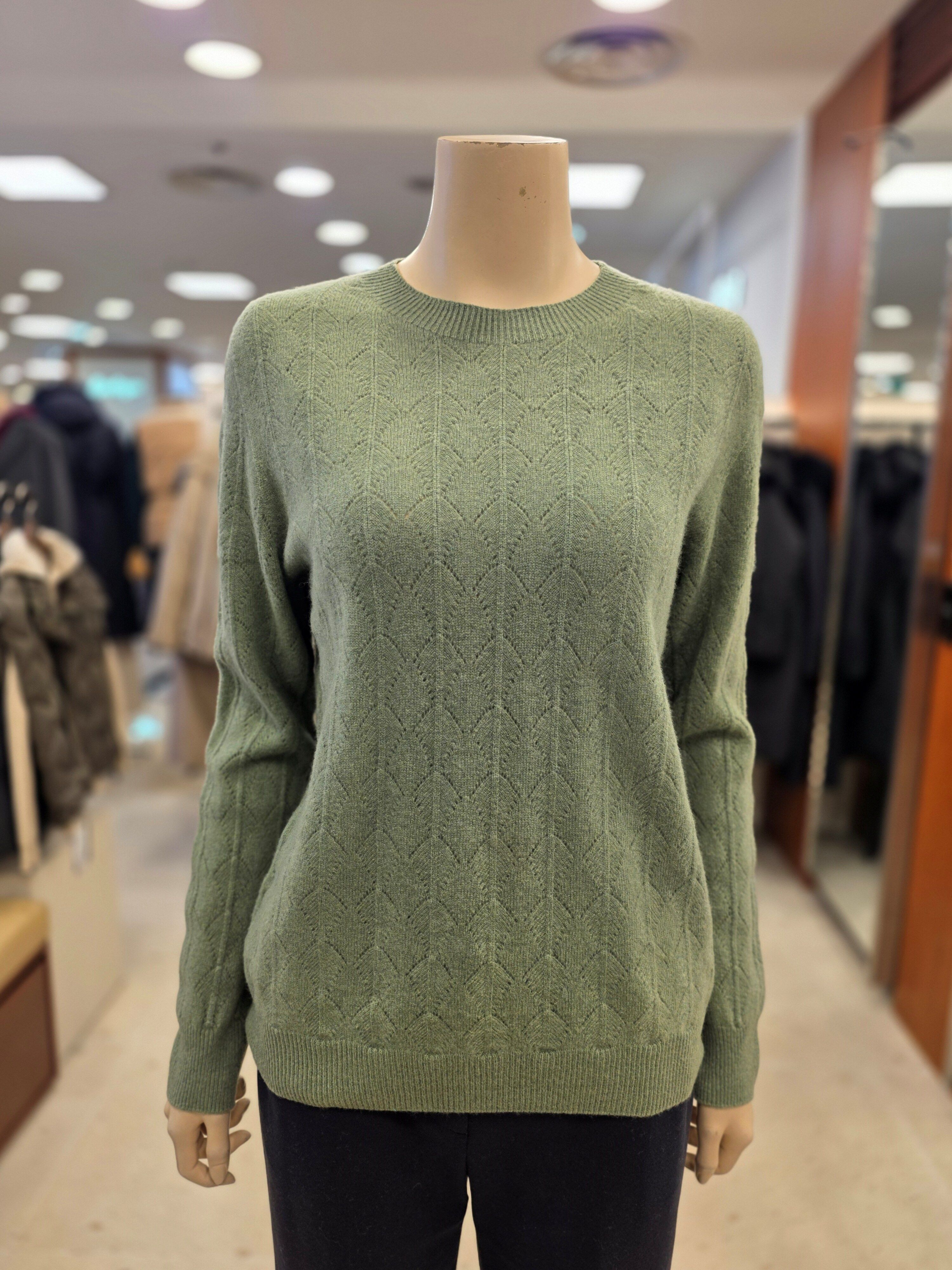 [BCBG][BCBG] 비씨비지 울 100 버티컬 니트 B6A1Y996