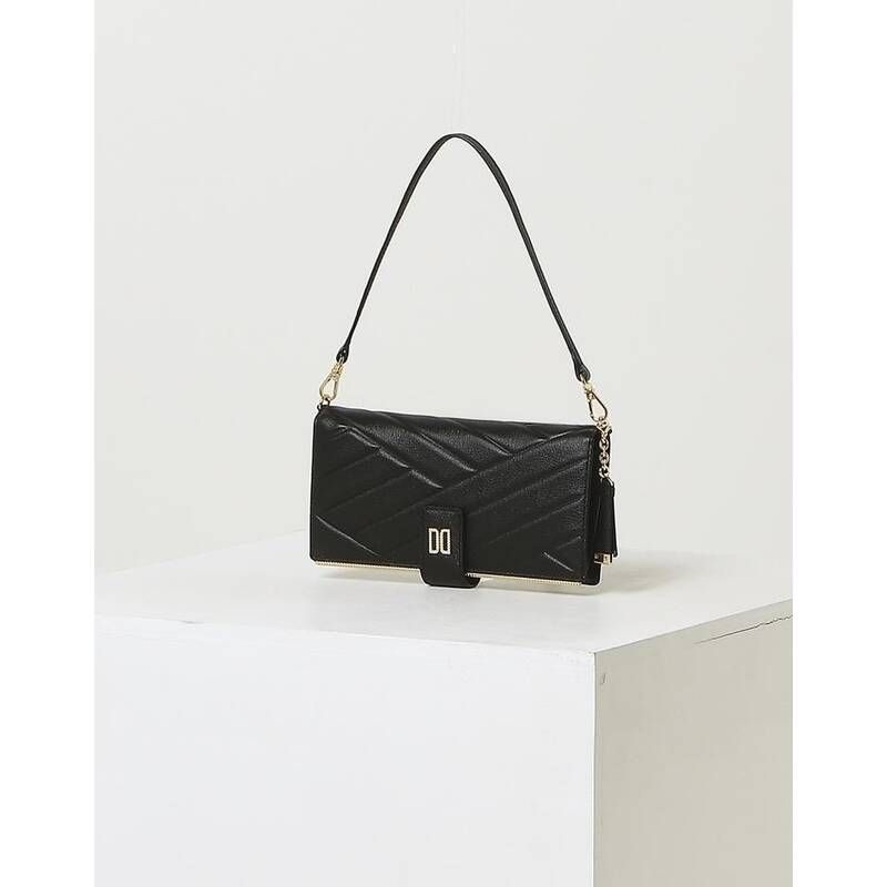 <매장정품> DAKS 닥스 블랙 DD로고 소가죽 핸드폰케이스 DCHO2E410BK 2076242