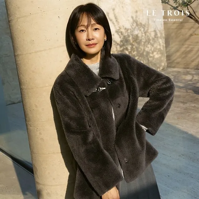 르투아 26FW 호주산 양모100 토글 카라 자켓 1종