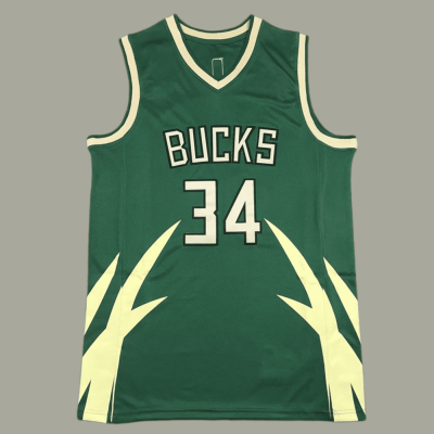 Outerstuff Milwaukee Bucks Juniors 4-18 Basketball Team Logo T-Shirt