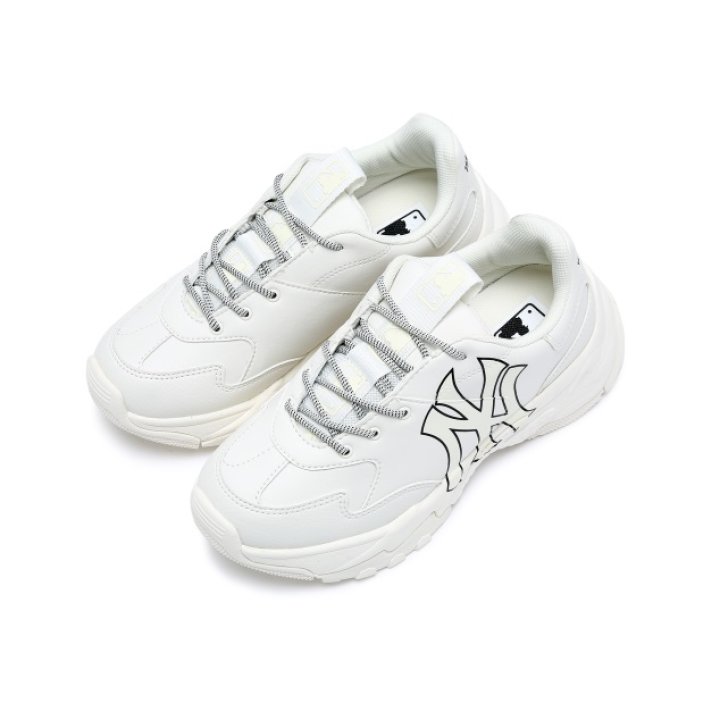 MLB, Shoes, Mlb Ny New York Yankees Sz 65 Bigball Chunky Tennis Shoes  Sneakers White